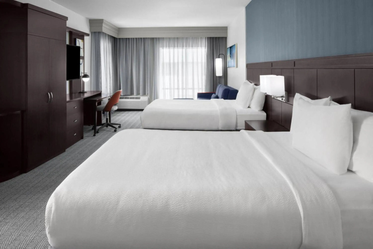 Courtyard by Marriott Cleveland University Circle