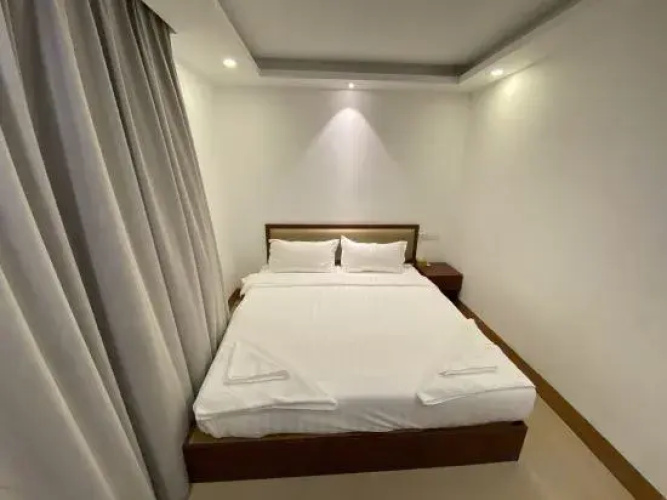 Ya Ou Guest House(សណ្ឋាគារ អាស៊ូរ៉ូប៊ីត)