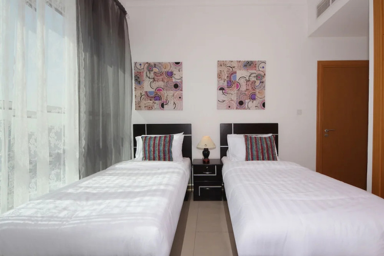 2 Bedroom Apartment in Mayfair Tower