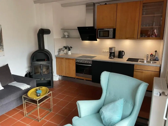 4 Bedrooms Apartment
