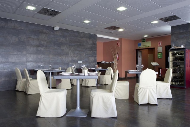 Apartamentos Vértice Sevilla Aljarafe photo 22