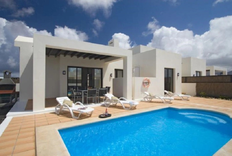 Ereza Las Buganvillas Villas