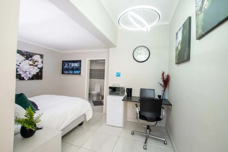 Premier Double Studio