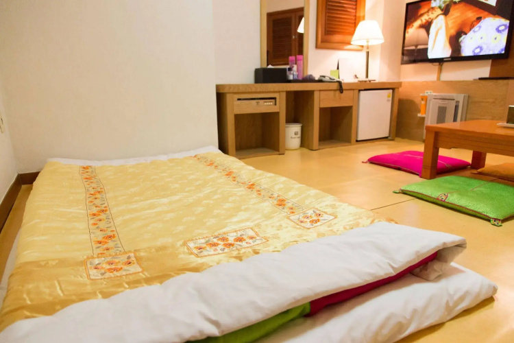 Kaya Latree Hotel