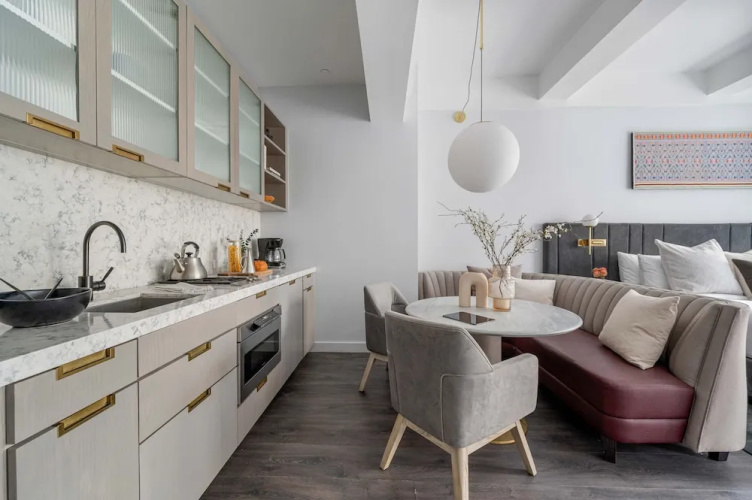 17john: Executive King Studio With Sofa Bed