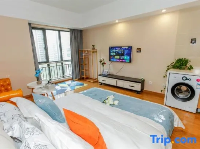 Standard Double room with city view
