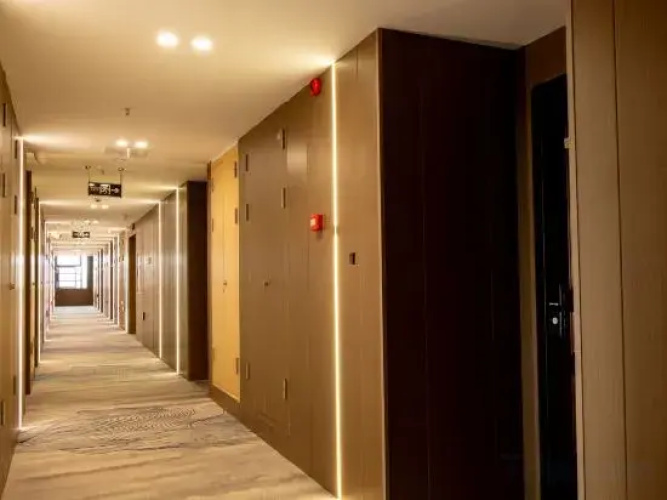 Aoyama Hotel