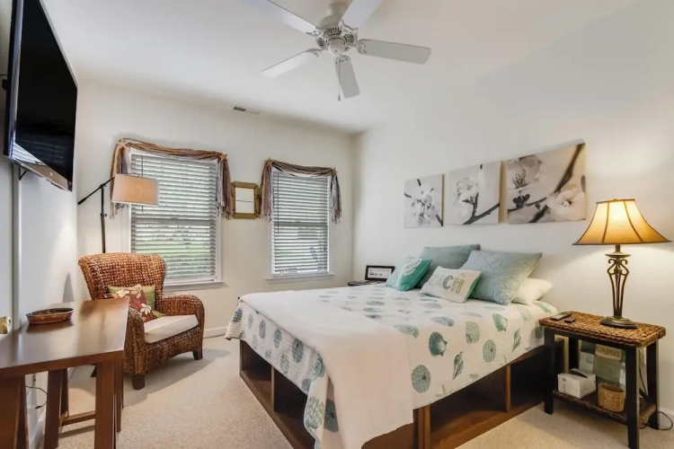 Smithfield Court 2 #102