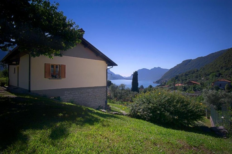2 Bedrooms Cottage