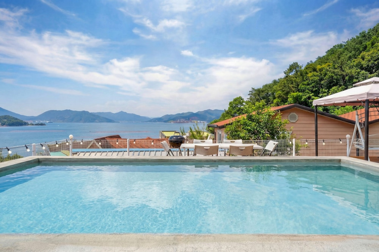 Geoje Gonggan Pool Villa