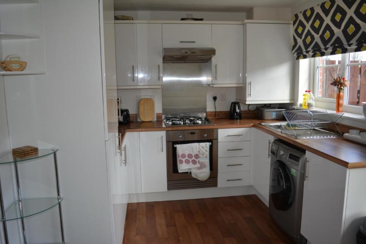 3 Bedrooms Single Cottage