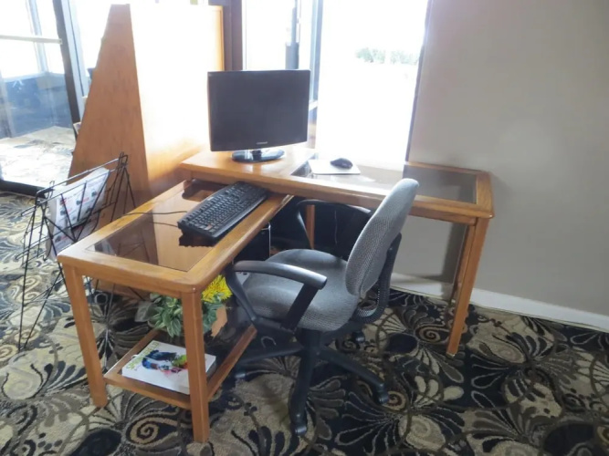 Homestyle Inn & Suites