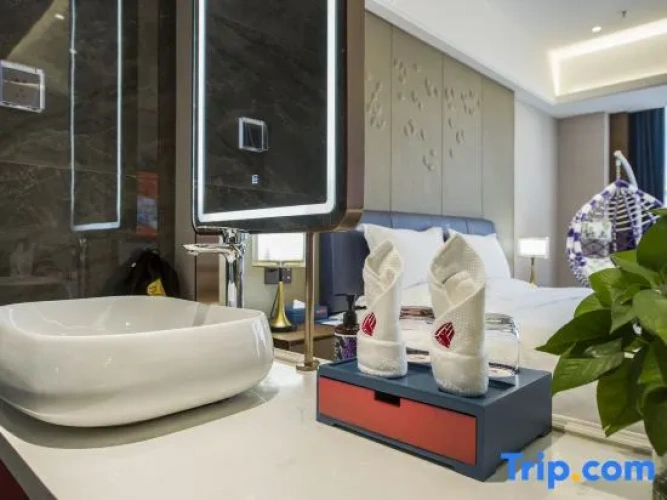 Executive Twin room with city view