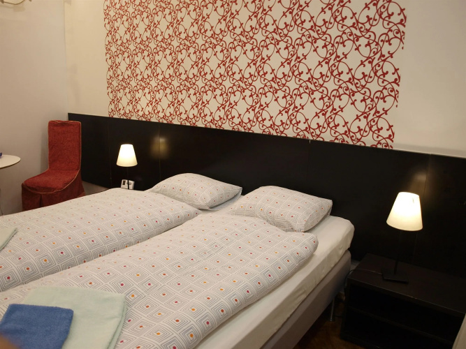 Europa Centerpoint Guesthouse