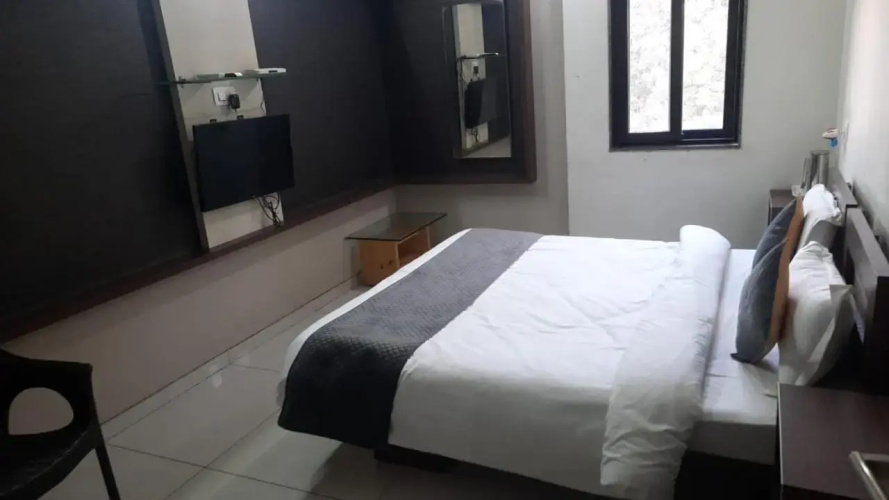 Hotel indrani