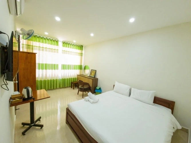 Superior Single room with pool view