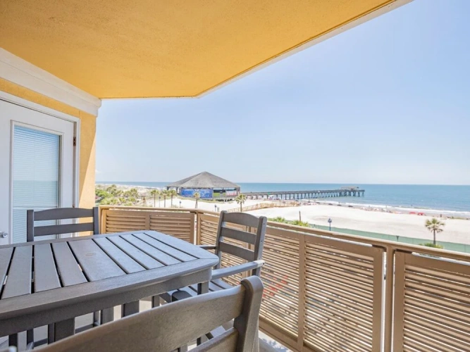 Standard room with ocean view