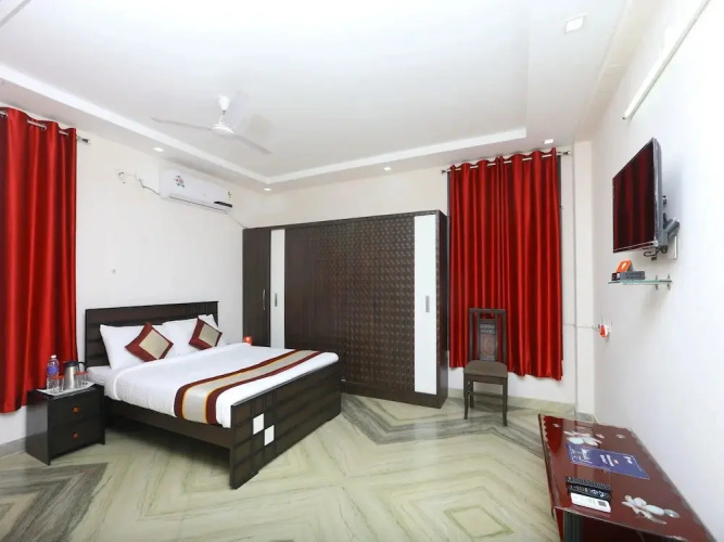 Sreenivas Serviced Apartment