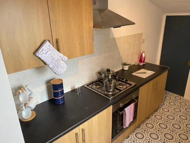 2 Bedrooms Apartment
