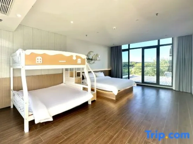 Platinum Family Suite