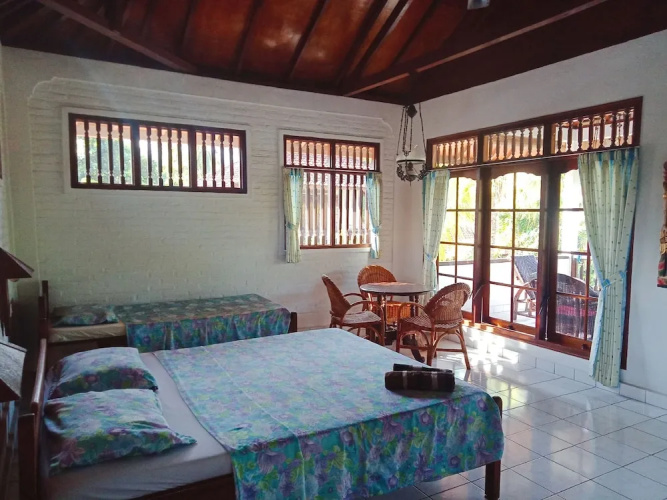 Rini Hotel