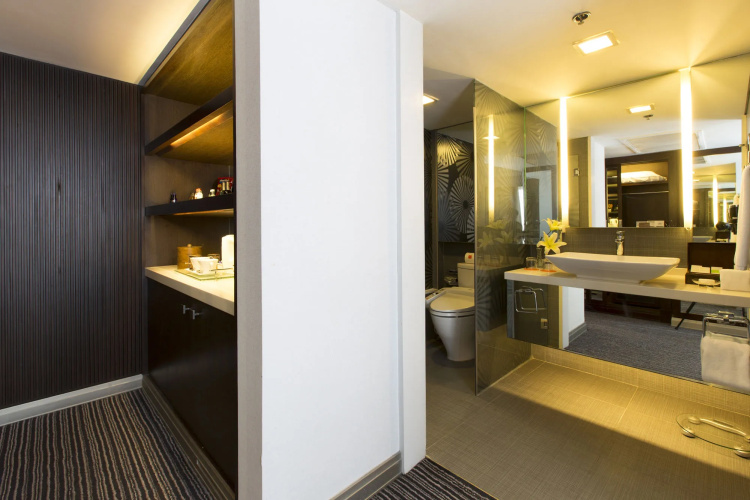 Midas Hotel & Casino