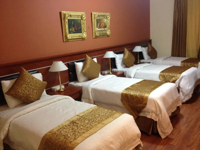 Luxurious Al Rawdah Suites