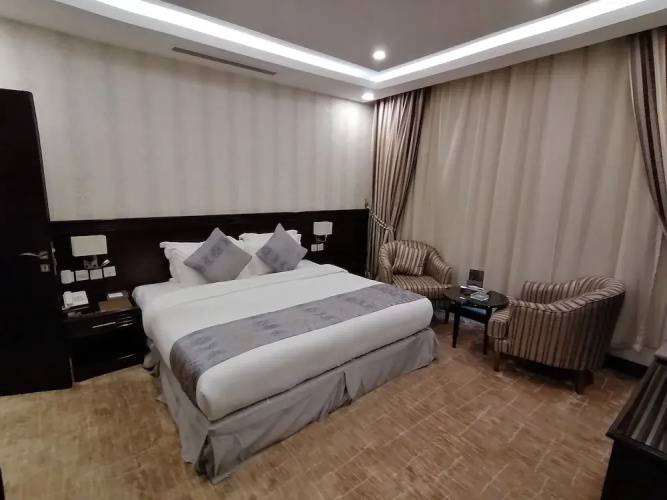 Almaali Hotel