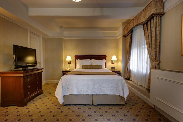 Wellington Hotel