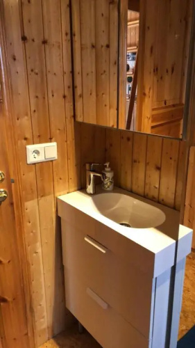 The Golden Circle Cabin