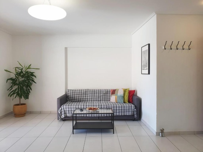 3 Bedrooms Apartment