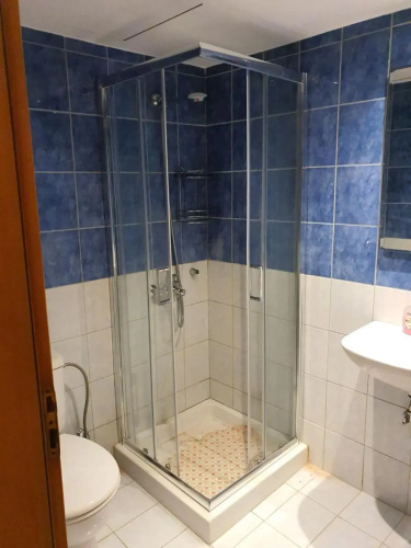 Quiet apartment with easy access to attractions.