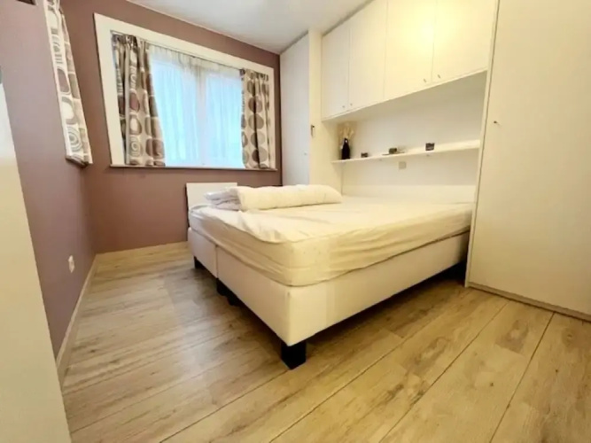 Apartment in Wenduine With Stunning Sea Views