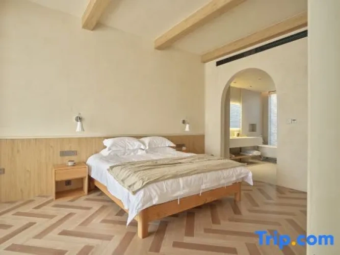 Deluxe Family Suite