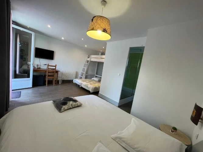 Standard Family room