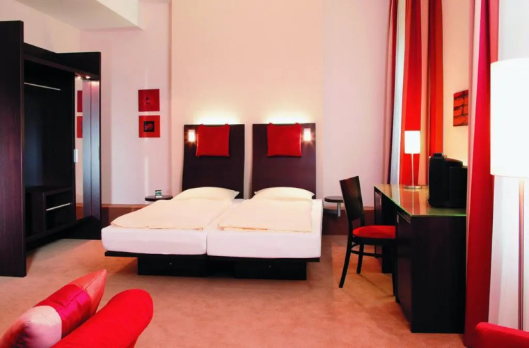 Maris Hotel