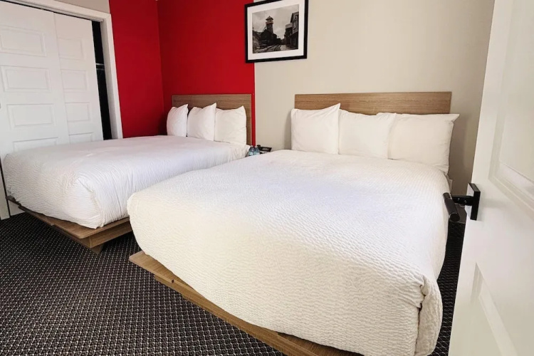 Ramada By Wyndham Kirkland Lake