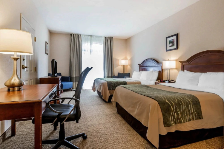Comfort Inn & Suites