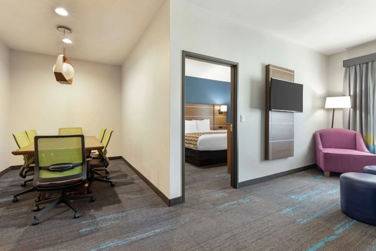Double Suite