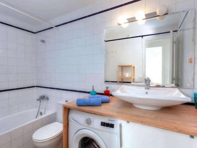 Apartment Cap Ras
