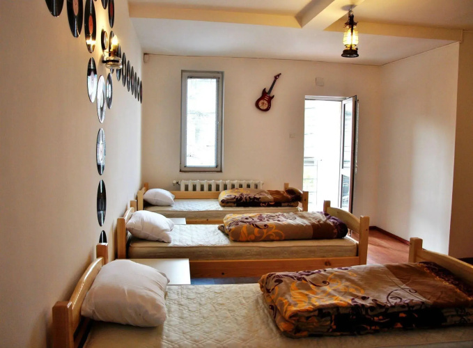 Hostel 10 Coins