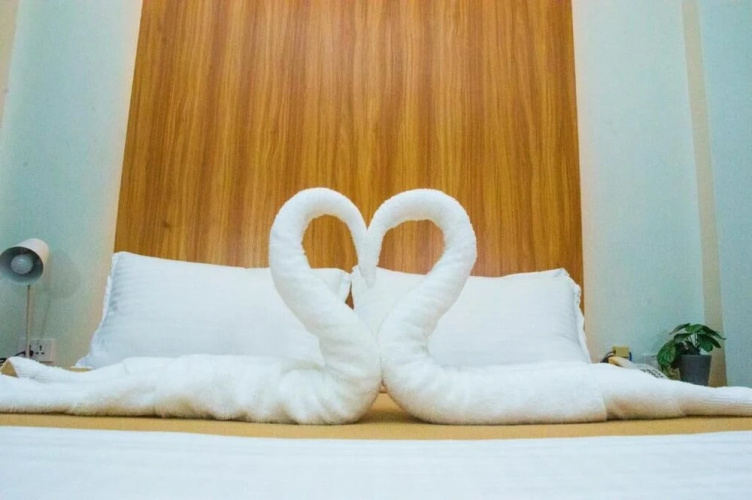 ELTI Suites