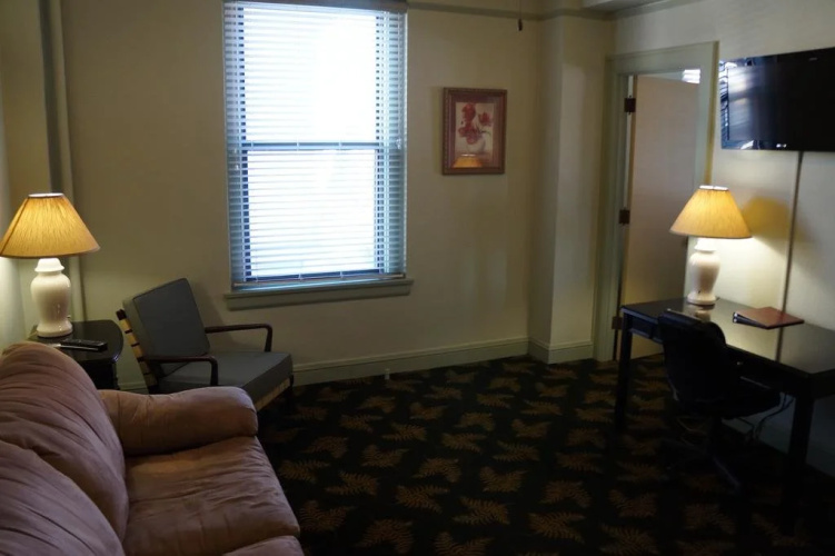 Finlen Hotel and Motor Inn