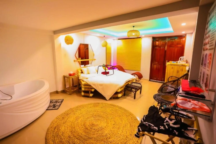 Deluxe Suite