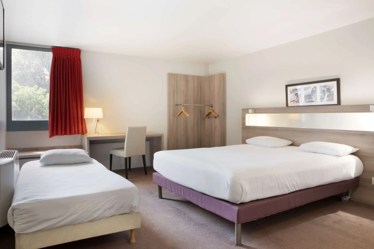 Superior Triple room
