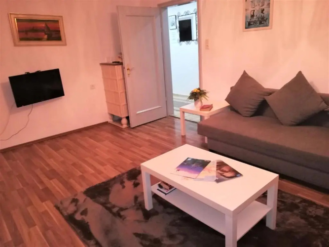 Isas Apartment