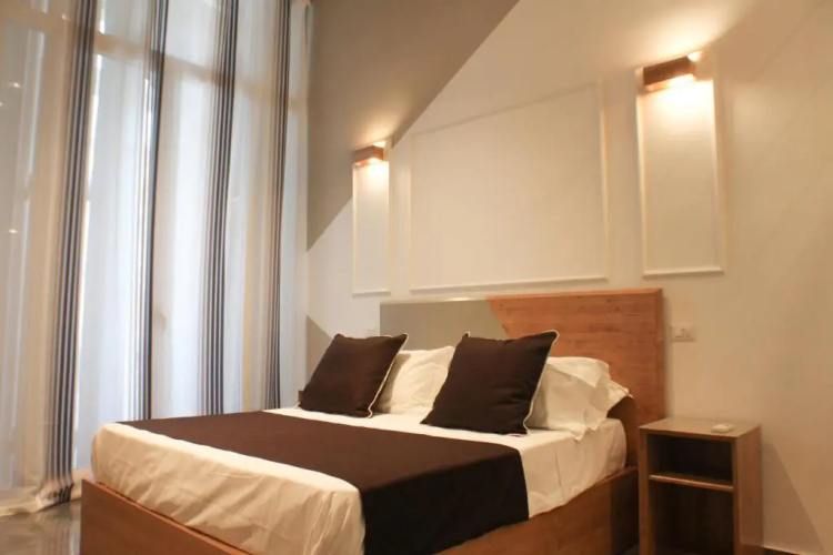 Be Italian Flat Piazza Bovio 22