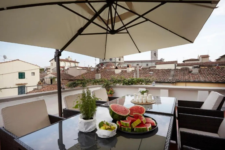 Penthouse with big terrace Duomo view