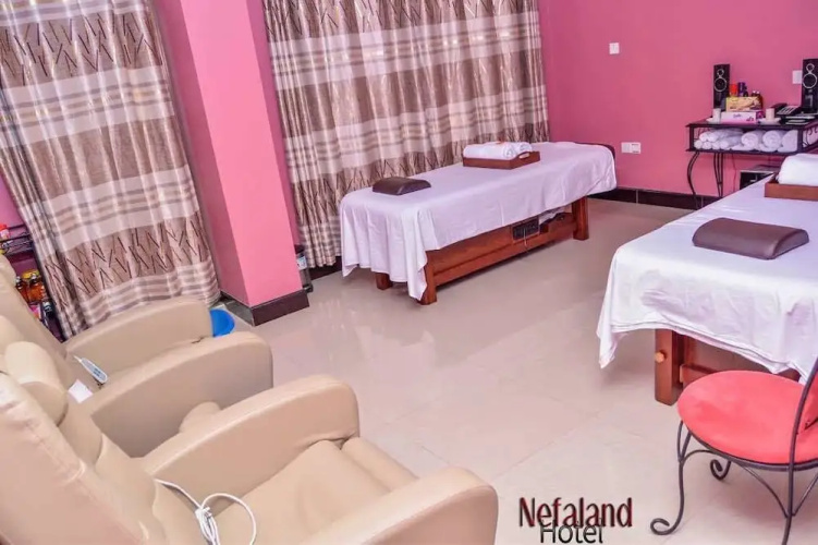 Nefaland Hotel