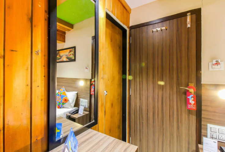 FabHotel Horizon Andheri East